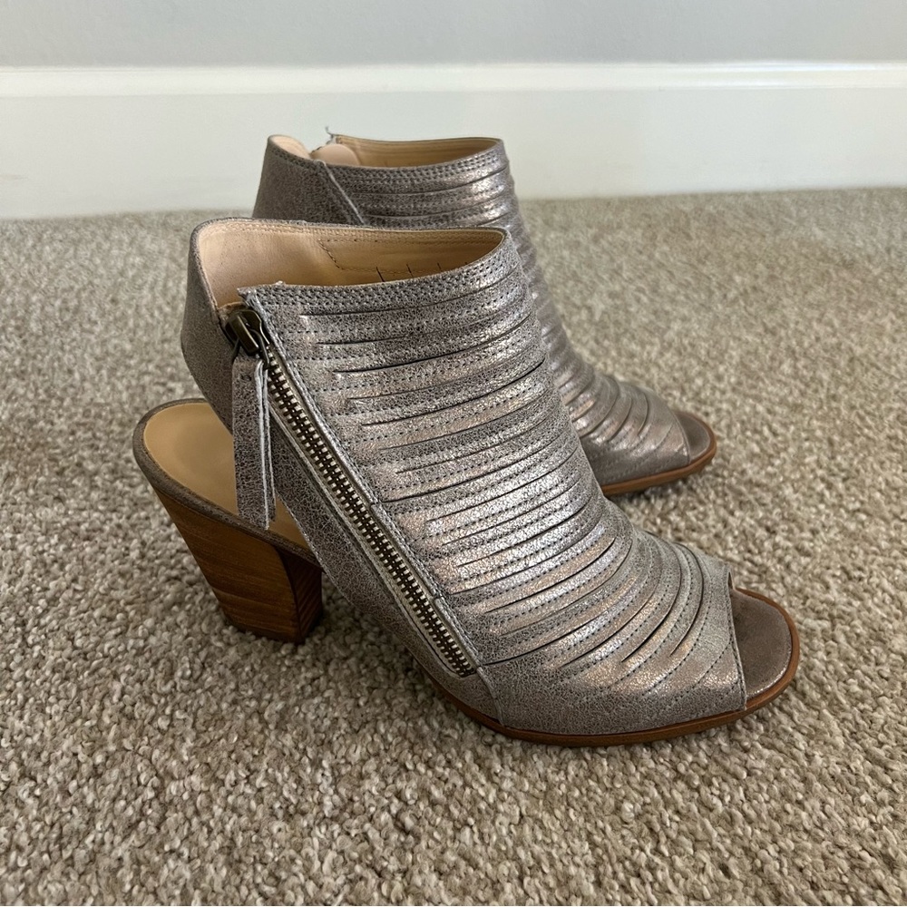 Paul Green CAYANNE PEEP TOE BOOTIE - Size 8.5